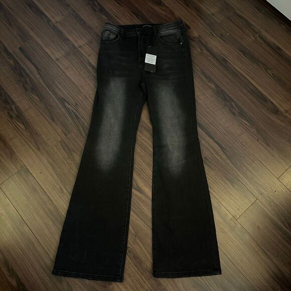 NWT Risen Flare jeans 13/31 - Picture 1 of 14